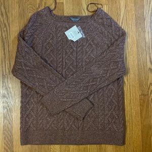 NWT / Light Burgundy Denver Hayes Sweater